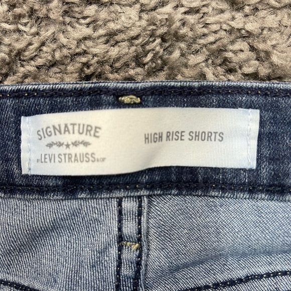 Levi Strauss signature stretch high rise cut off denim jean shorts women’s 10 - Picture 6 of 16